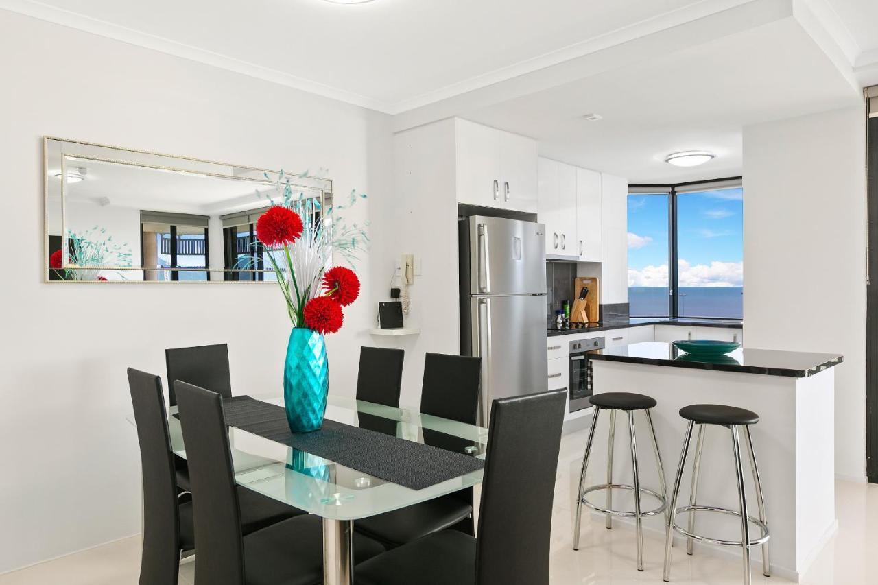 Cairns Luxury Seafront Apartment Eksteriør billede